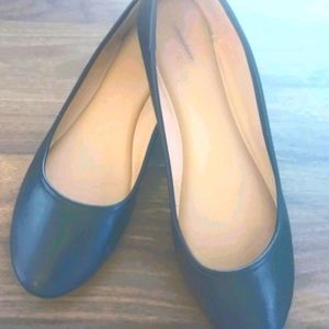 ***4 for $15***  Black flats